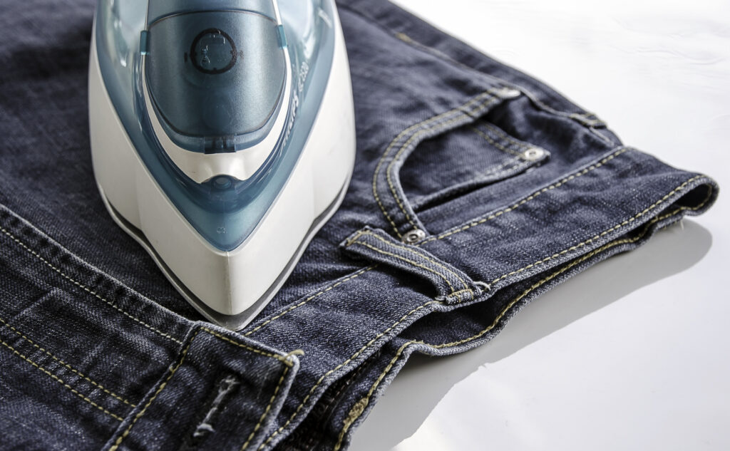 Ironing With Starch - 5 Ways Starch Makes Ironing Faster & Easier 